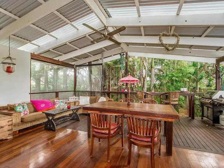 7 Eileen Avenue, Southport QLD 4215