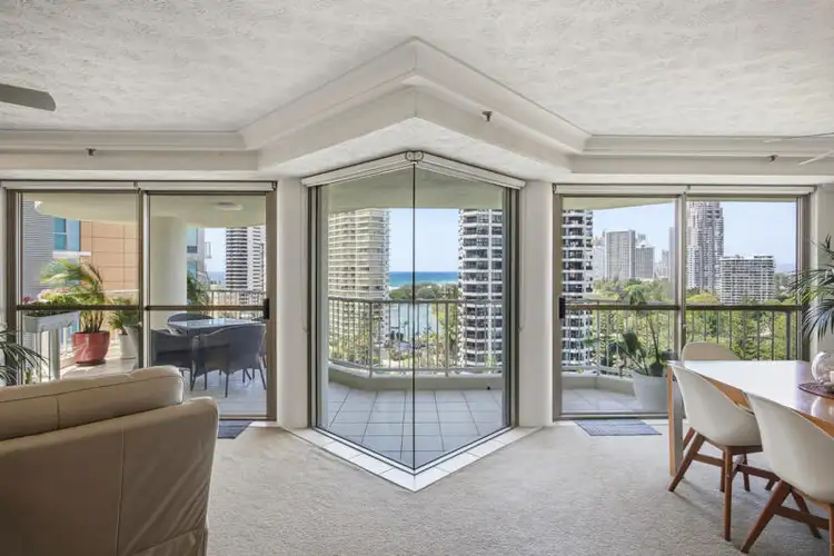 27/20 Cronin Avenue, Main Beach QLD 4217