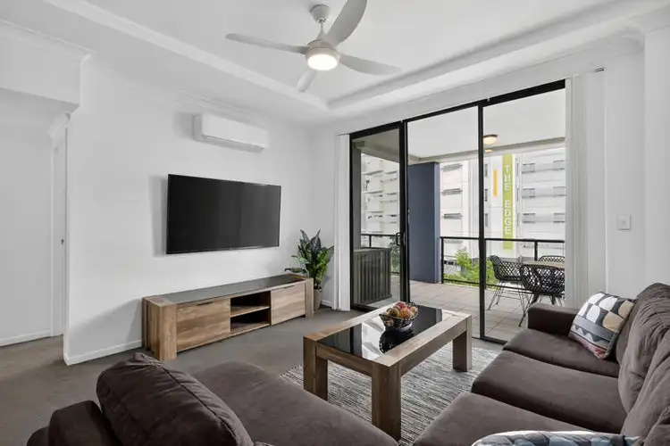 38/46 Playfield Street