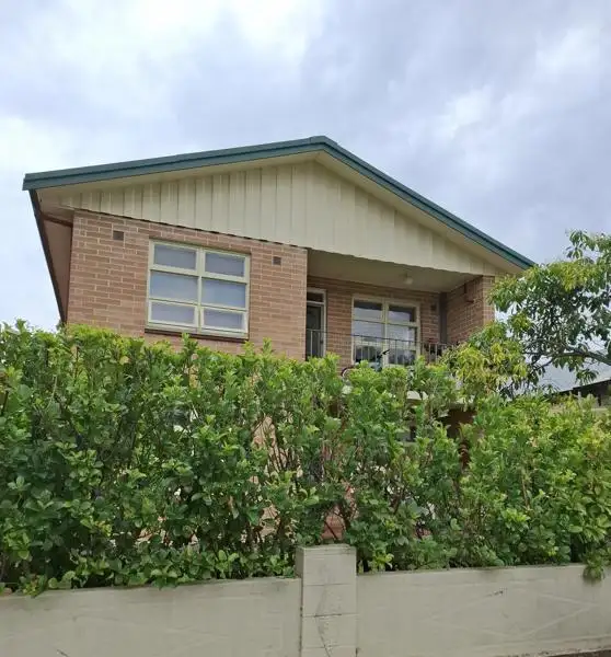 4/130 Leicester Street