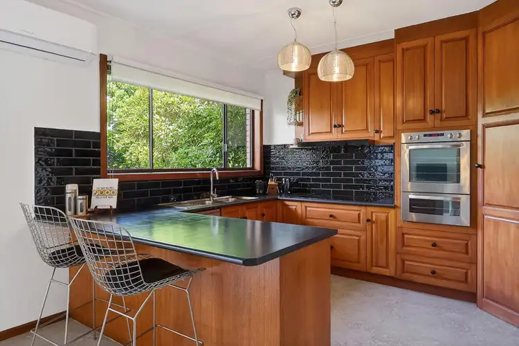 30 Church Street, Timboon VIC 3268