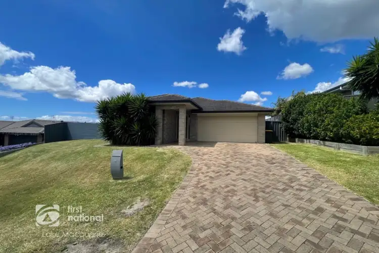 15 Graysynd Circuit, Cameron Park NSW 2285