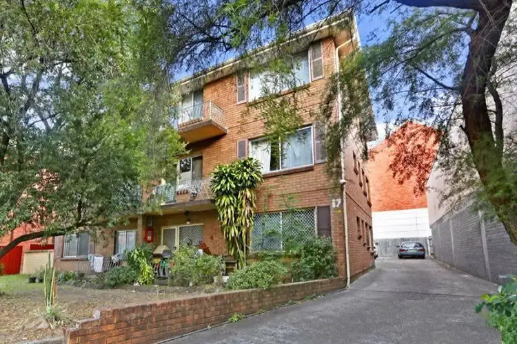 2/17 Parkes Street, Harris Park NSW 2150