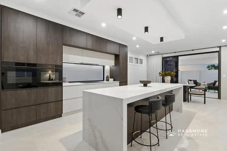 8B Williams Road