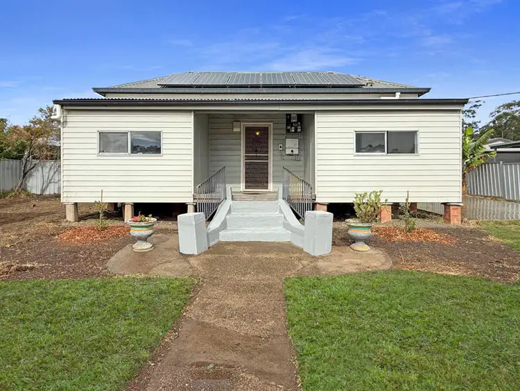 102 Maitland Street