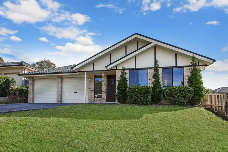 17 Mascord Avenue, Wadalba NSW 2259