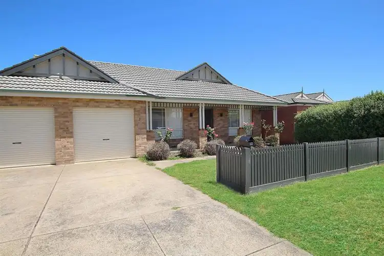 22 Baileyana Drive