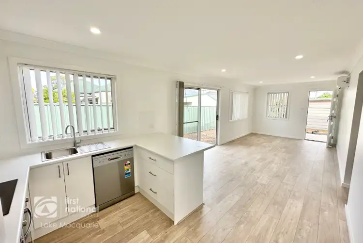 52A Croudace Street