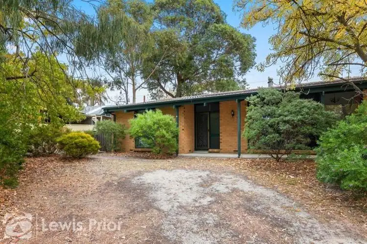 10 Ebor Crescent, Aberfoyle Park SA 5159