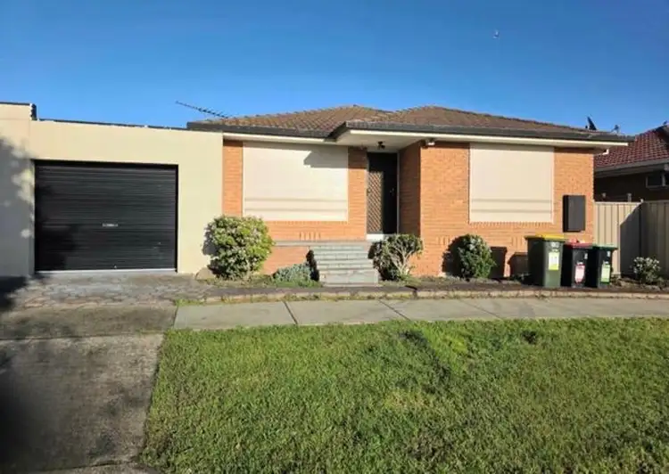 2/18 Ashleigh  Crescent