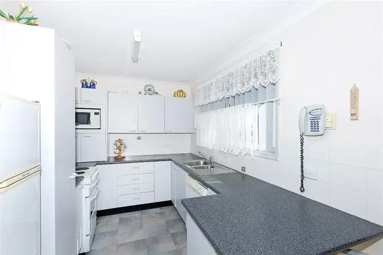 Third view of Homely villa listing, 5/3A Stone Street, Cardiff NSW 2285