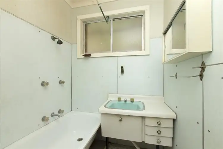 Fifth view of Homely house listing, 35 Laurel Avenue, Edgeworth NSW 2285