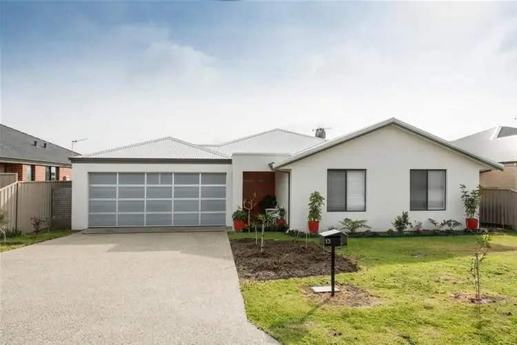 13 Moon Parade, Mckail WA 6330