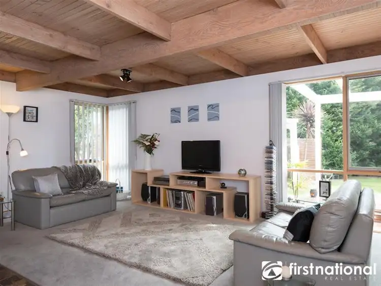 Fourth view of Homely house listing, 6 Ellaswood Close, Berwick VIC 3806