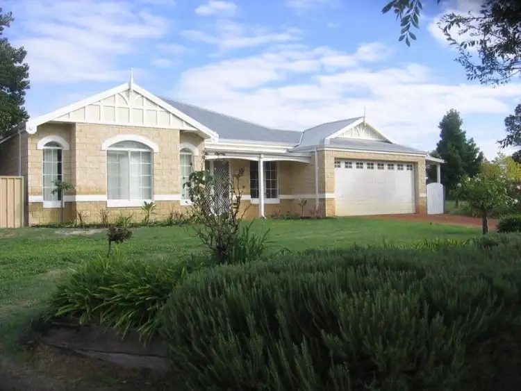 2 Leschenaultia Circle, Donnybrook WA 6239