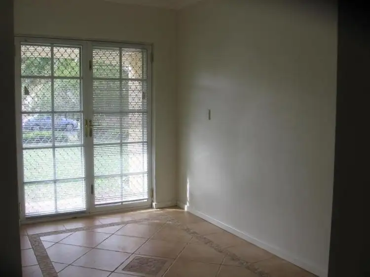 Sixth view of Homely house listing, 2 Leschenaultia Circle, Donnybrook WA 6239