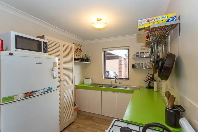 Fifth view of Homely unit listing, 2/324 Streich Avenue, Armadale WA 6112
