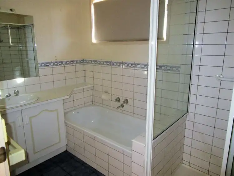 Seventh view of Homely unit listing, 2/18 De Garis Drive, Mildura VIC 3500