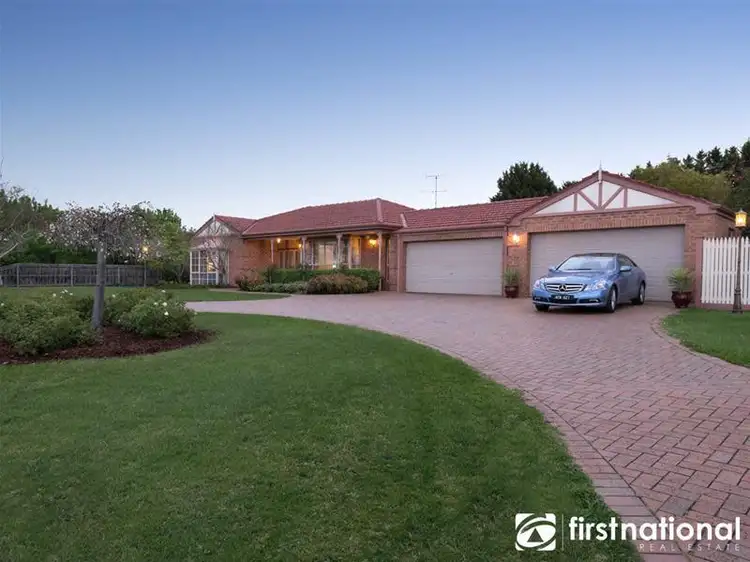 Second view of Homely house listing, 5 Fontaine Terrace, Narre Warren North VIC 3804