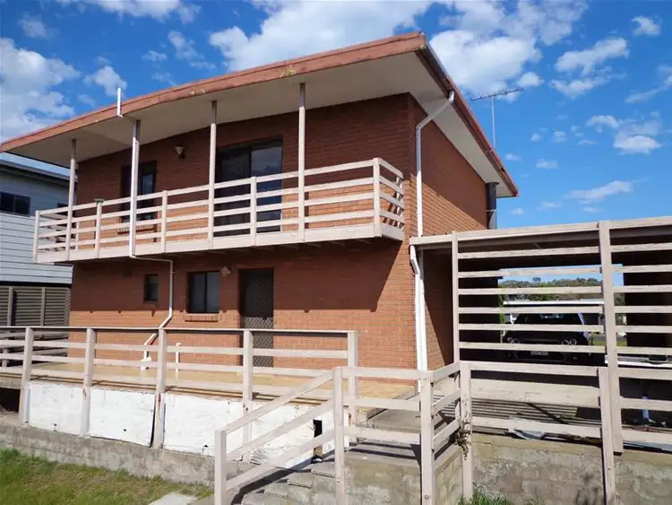 15 Wattle Grove, Loch Sport VIC 3851