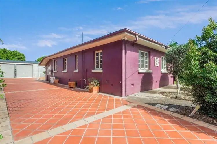 11 Webster Avenue, Hendra QLD 4011