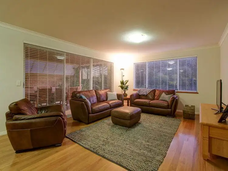 Seventh view of Homely house listing, 20 Meadowbrook Promenade, Currambine WA 6028