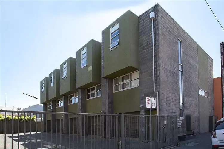 8 Pistrina Court, Adelaide SA 5000