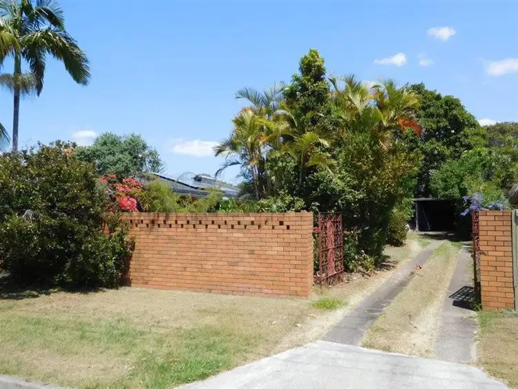 Fifth view of Homely house listing, 6 St Pauls Place, Isle Of Capri QLD 4217