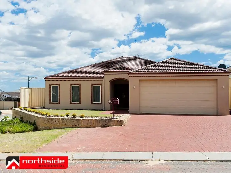 1 Gale Lane, Carramar WA 6031