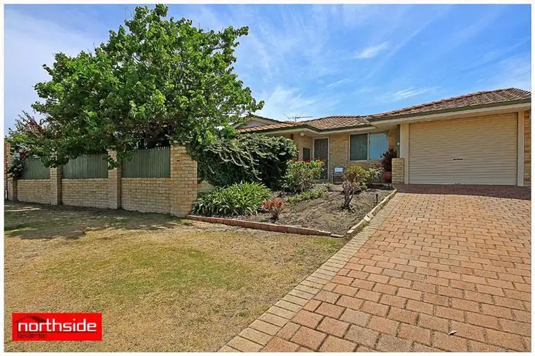 1/4 Callander Avenue, Kinross WA 6028