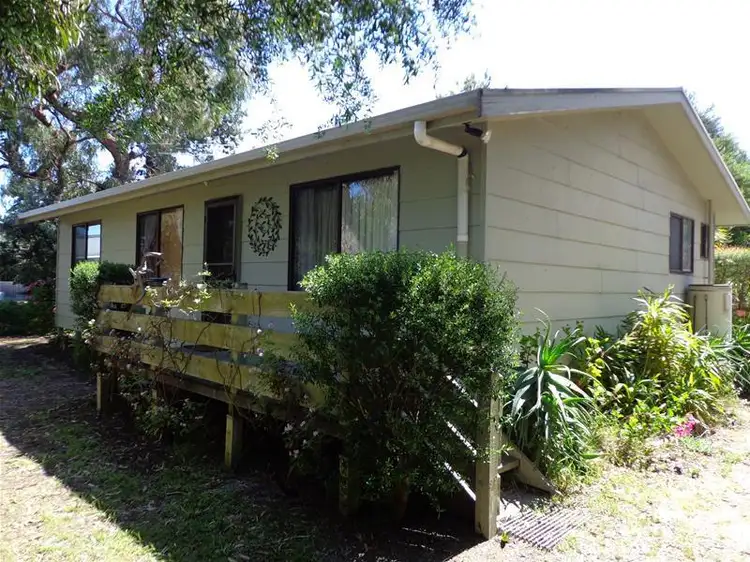 35 Echidna Street, Loch Sport VIC 3851