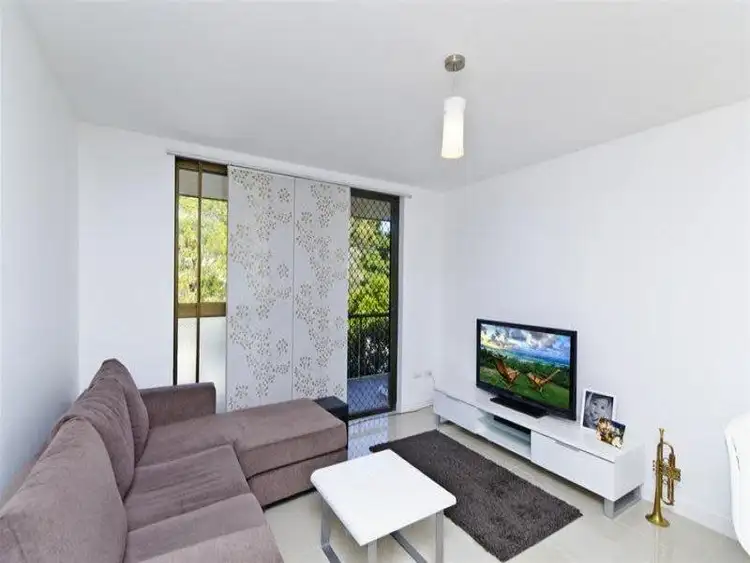 Fifth view of Homely unit listing, 4/1374 Gold Coast Highway, Palm Beach QLD 4221