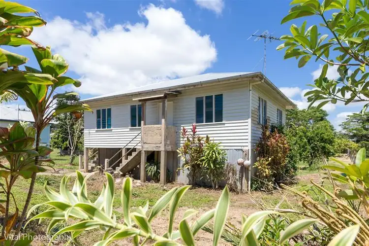 26 Agnes, East Innisfail QLD 4860
