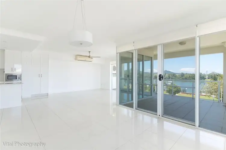 Second view of Homely unit listing, Unit 6 FITZGERALD ESPLANADE INNISFAIL, Innisfail QLD 4860