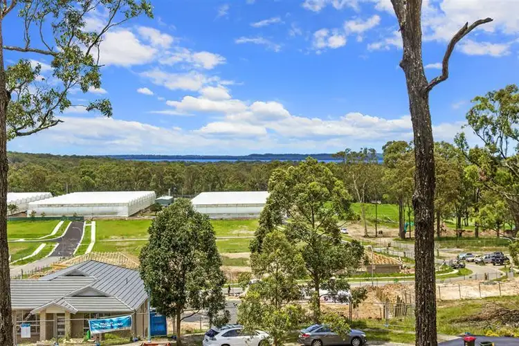 9 Maroubra Close, Wadalba NSW 2259