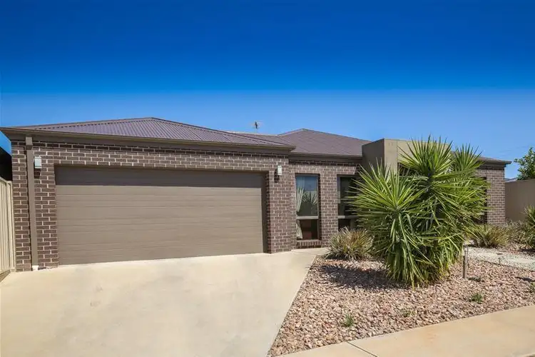 4 Wisteria Way, Mildura VIC 3500