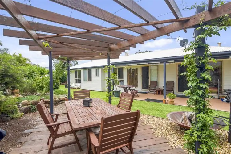 6 Calcita Avenue, Elanora QLD 4221