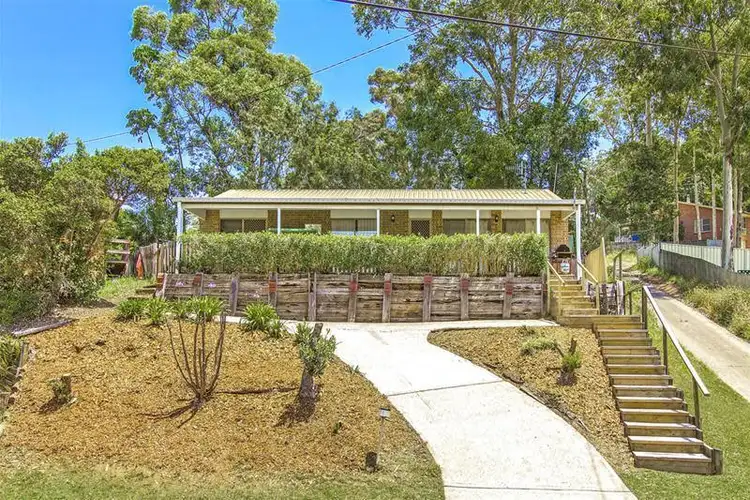 15 Wakehurst Drive, Wyong NSW 2259