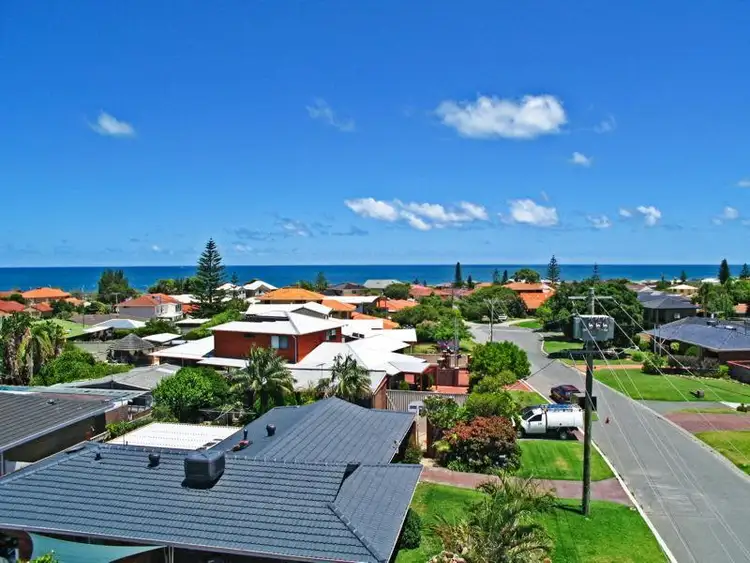 Seventh view of Homely house listing, 3 Gnobar Way, Mullaloo WA 6027