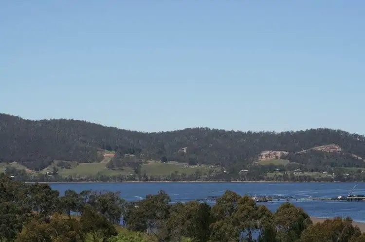 4 Carters Road, Port Huon TAS 7116
