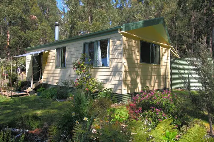 264 Police Point Road, Police Point TAS 7116