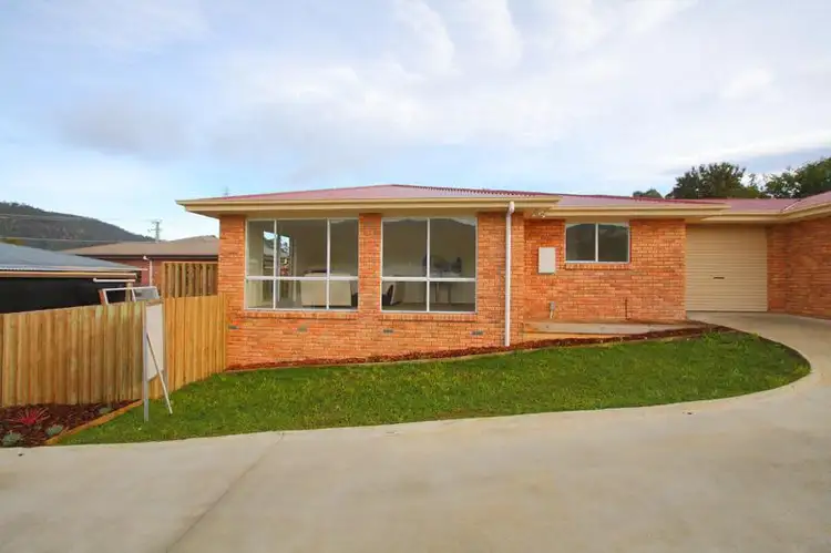 2/4 Walton Street, Huonville TAS 7109