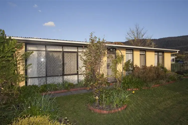 2 Oak Street, Huonville TAS 7109