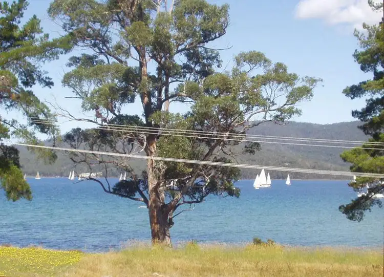 2 Fritton Drive, Dover TAS 7117