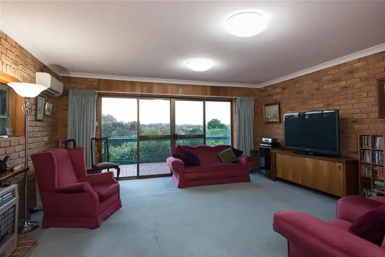 Sixth view of Homely house listing, 5 Nyon Place, Berwick VIC 3806