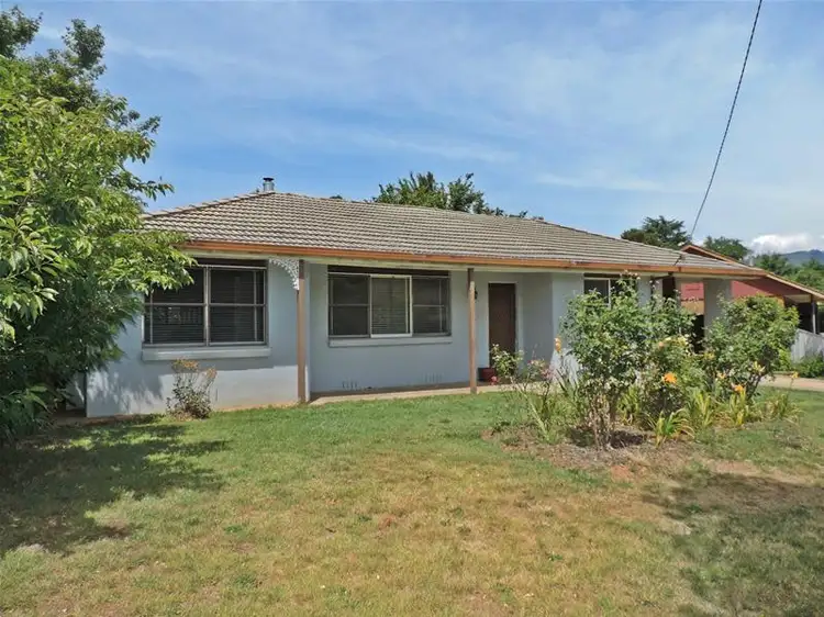 15 Claret Court, Bright VIC 3741