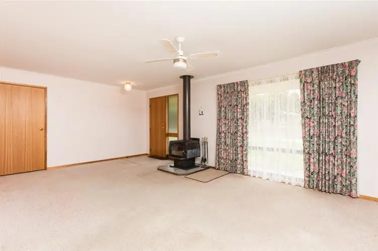 Second view of Homely house listing, 15 Cupper Grove, Merbein VIC 3505