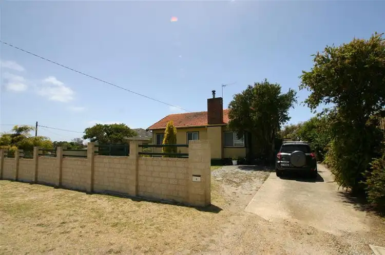 4 Nind Street, Spencer Park WA 6330