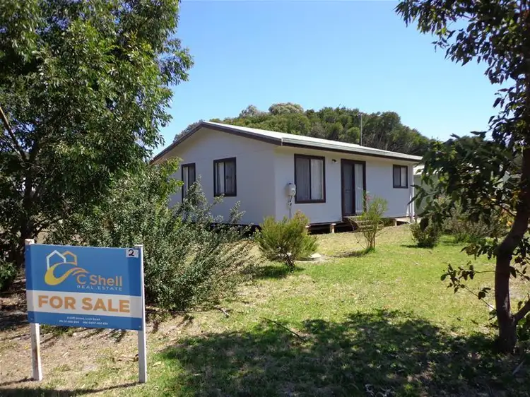 2 Cove Street, Loch Sport VIC 3851