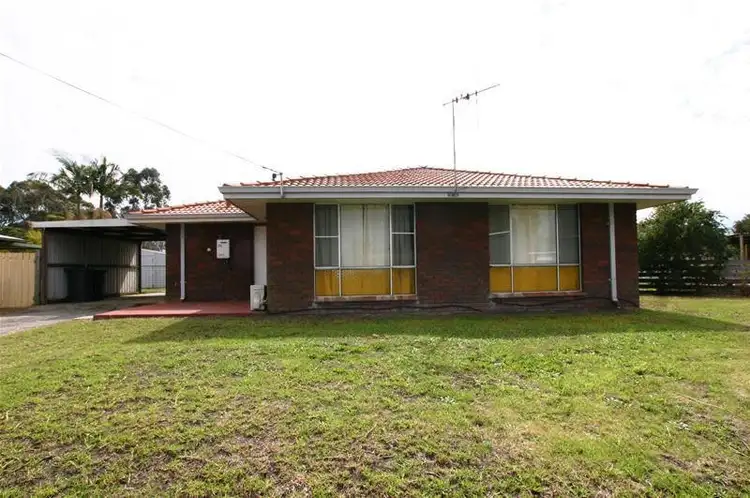 8 Lancaster Road, Mckail WA 6330